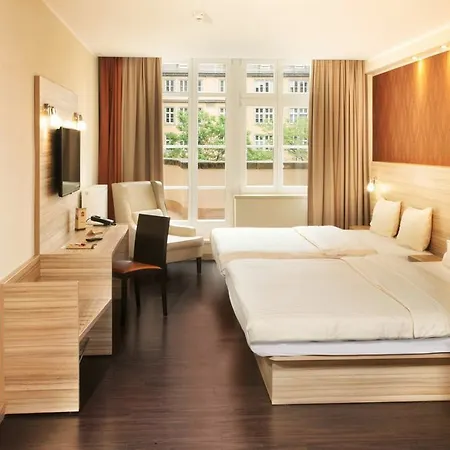 Hotel Quality Hotel, Star Premium 3*